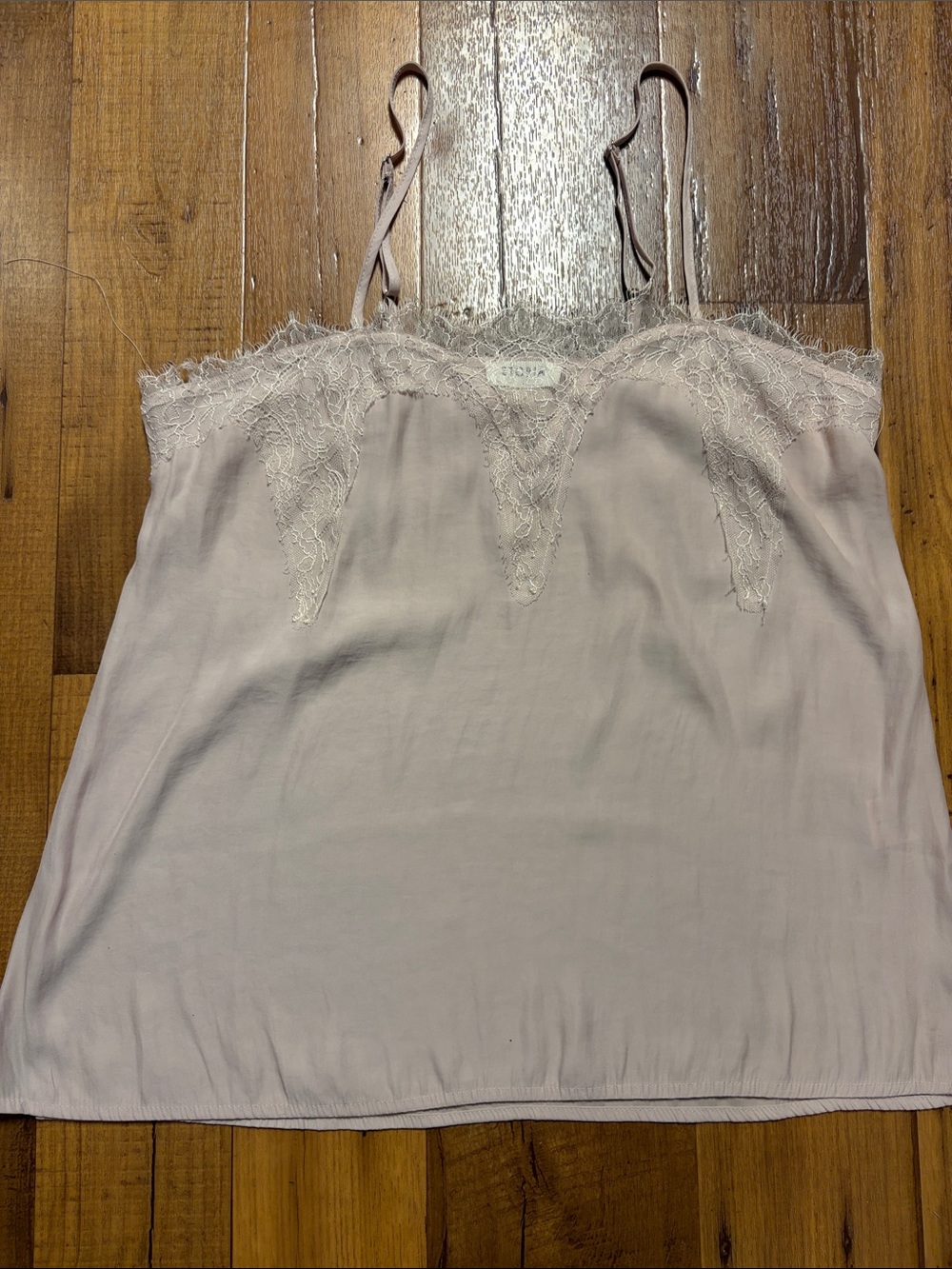 Storia  Lace Trimmed Satin Camisole In A Soft Pastel Pink Y2K  Size Large
